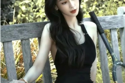 知名网红坑骗粉丝穿真货卖假货被曝光后解释自己是不小心的