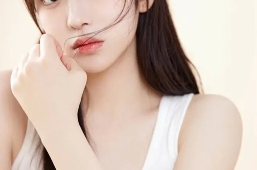 “富二代”的明星梦：有人因演技差被劝退、有人努力卖人设却翻车
